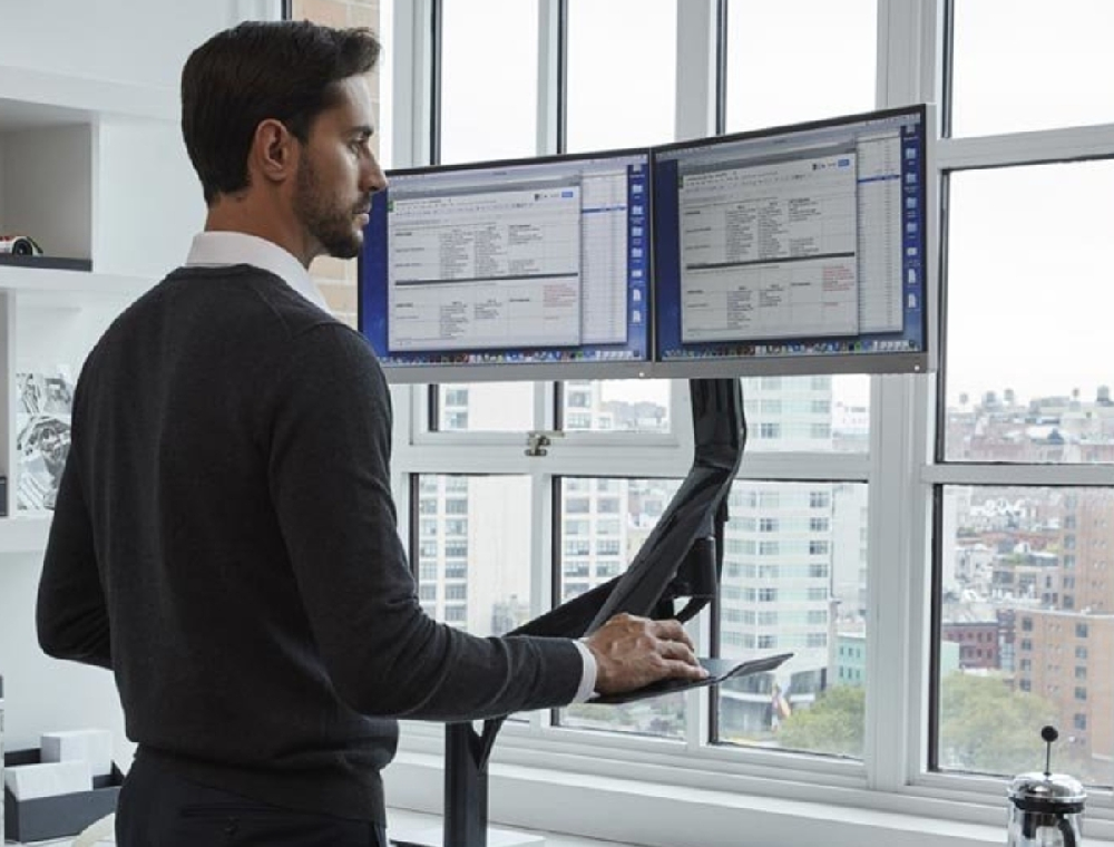 辦公神器~QuickStand Lite顯示器支架，滿足你的站立辦工需求~