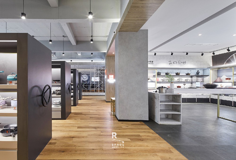 鄭州產(chǎn)品設(shè)計公司如何讓產(chǎn)品包裝高大上？包裝設(shè)計的突破點都有哪些？